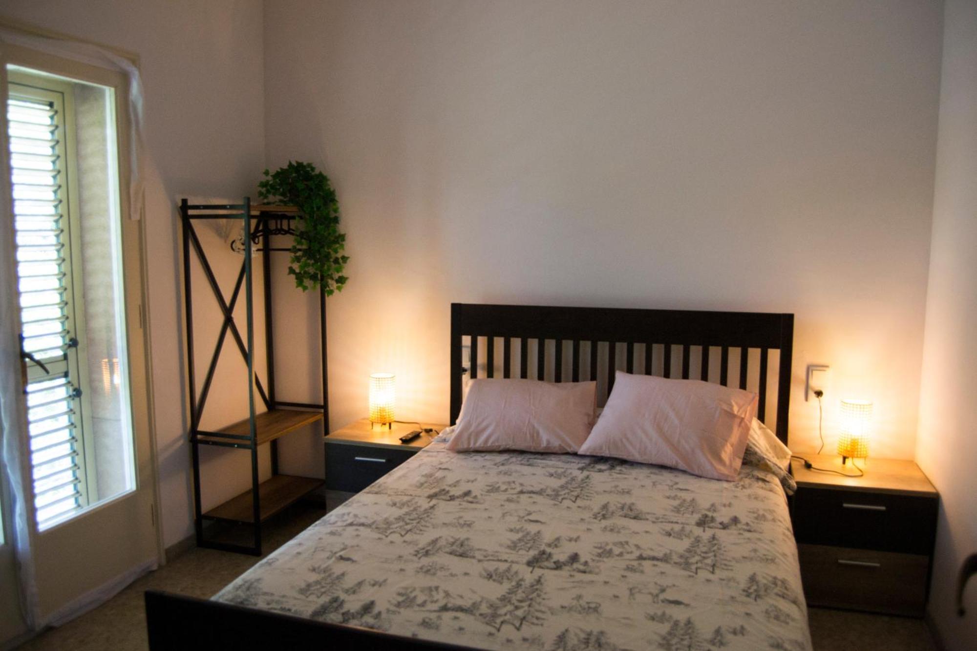 Habitacio V Cal Kim Apartment Martorell Ngoại thất bức ảnh